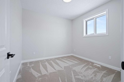 6004 13 Street, Lloydminster, AB - Indoor Photo Showing Other Room