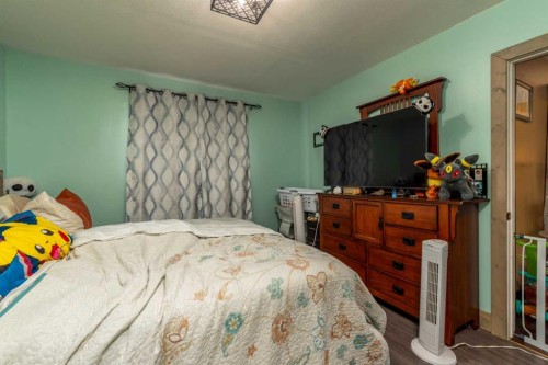 116 1 Avenue West, Marsden, SK - Indoor Photo Showing Bedroom