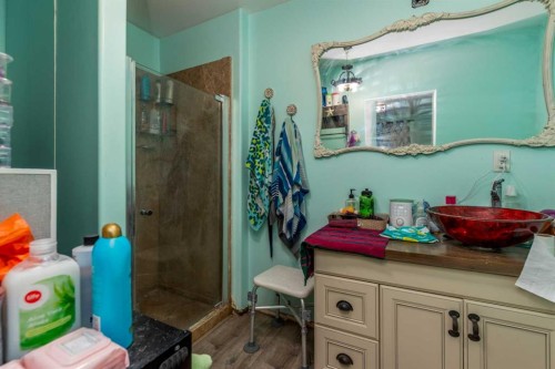 116 1 Avenue West, Marsden, SK - Indoor Photo Showing Bathroom