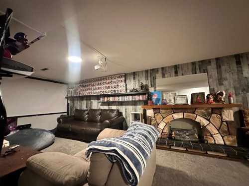 312 Main Street, Maidstone, SK - Indoor