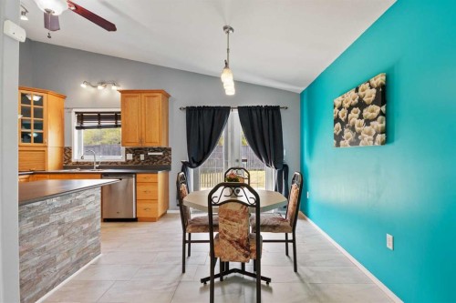 110 Pleasant Drive, Paradise Valley, AB - Indoor