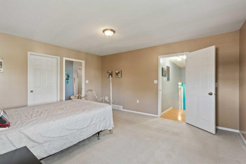 110 Pleasant Drive, Paradise Valley, AB - Indoor Photo Showing Bedroom