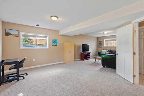 110 Pleasant Drive, Paradise Valley, AB - Indoor