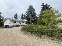 709 2 Avenue  Loon Lake, SK S0M 1L0