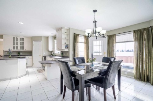 3906 59 Avenue Close, Lloydminster, AB - Indoor Photo Showing Dining Room