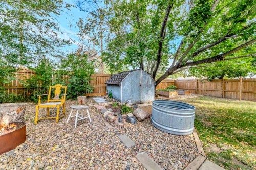 4828 42 Street, Lloydminster, SK - Outdoor With Backyard