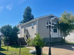 1549 15 Street Crescent  Wainwright, AB T9W 1K8