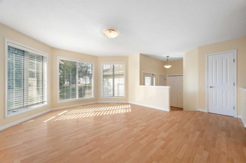 4926 51 Avenue, Kitscoty, AB - Indoor Photo Showing Other Room