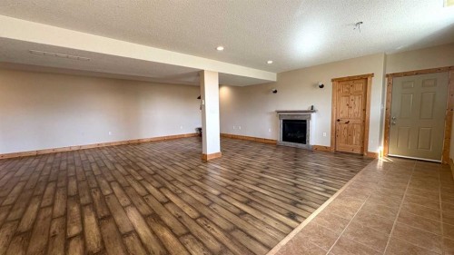 445045 Rng Rd 45, Rural Wainwright No. 61, M.D. Of, AB - Indoor Photo Showing Other Room