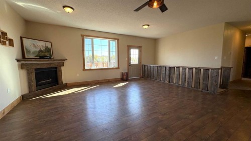 445045 Rng Rd 45, Rural Wainwright No. 61, M.D. Of, AB - Indoor With Fireplace