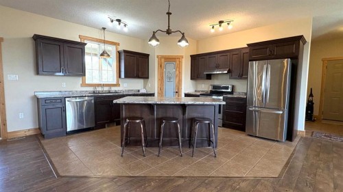 445045 Rng Rd 45, Rural Wainwright No. 61, M.D. Of, AB - Indoor Photo Showing Kitchen With Upgraded Kitchen