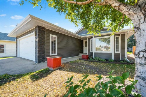 5303 23 Street, Lloydminster, AB - Outdoor With Exterior