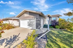 5902 41 Street  Lloydminster, AB T9V 2S2