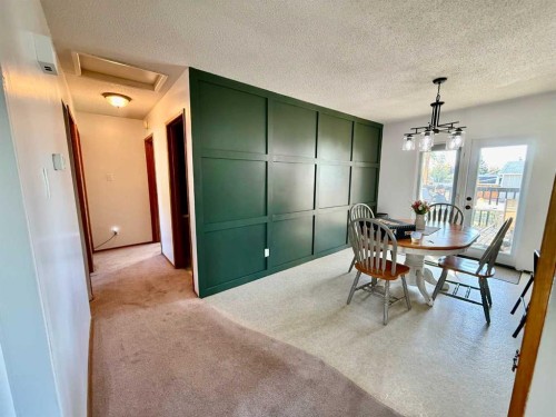4425 56 Avenue, Provost, AB - Indoor Photo Showing Dining Room