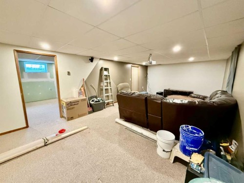 4425 56 Avenue, Provost, AB - Indoor