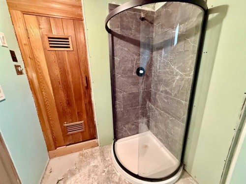 4425 56 Avenue, Provost, AB - Indoor Photo Showing Bathroom