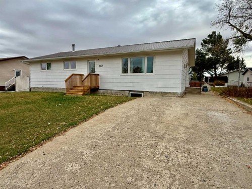 4425 56 Avenue, Provost, AB - Outdoor With Exterior