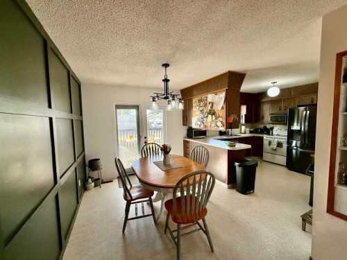 4425 56 Avenue, Provost, AB - Indoor