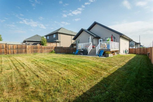 1802 59 B Avenue Close, Lloydminster, AB - Outdoor