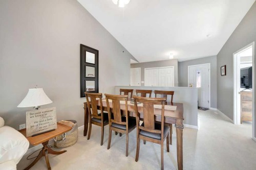 22-4201 56 Avenue, Lloydminster, AB - Indoor Photo Showing Dining Room