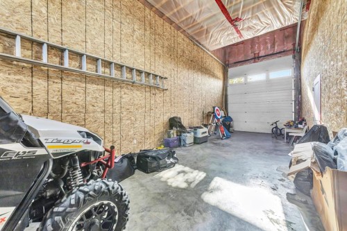 Lot 4 Lakeside Drive, Perch Lake, SK - Indoor Photo Showing Garage
