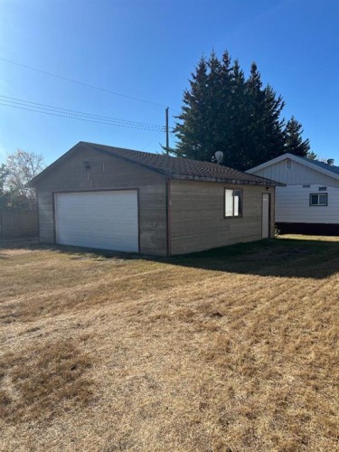 100 4 Avenue North, Marwayne, AB - Outdoor