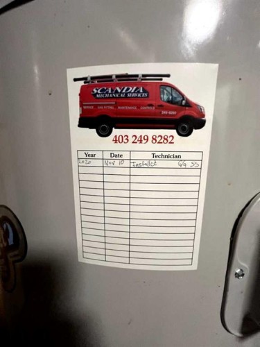 1241 5 Avenue Nw, Calgary, AB - Indoor Photo Showing Other Room