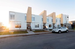 2102 5 Avenue NW Calgary, AB T2N 0S5