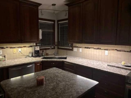 5520 41 Street, Provost, AB - Indoor Photo Showing Kitchen
