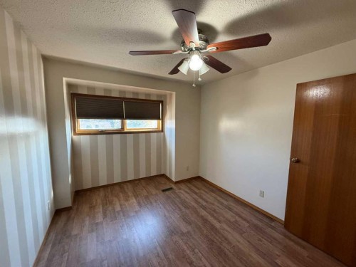 5520 41 Street, Provost, AB - Indoor Photo Showing Other Room