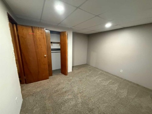 5520 41 Street, Provost, AB - Indoor