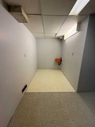 5520 41 Street, Provost, AB - Indoor