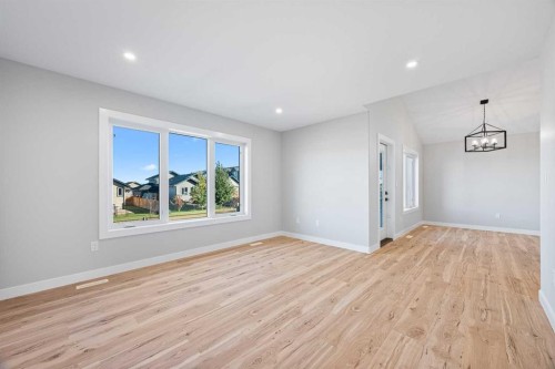 3705 42 Avenue, Lloydminster, SK - Indoor Photo Showing Other Room