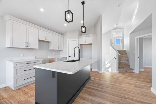 3705 42 Avenue, Lloydminster, SK - Indoor Photo Showing Kitchen With Upgraded Kitchen