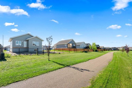 3705 42 Avenue, Lloydminster, SK - Outdoor