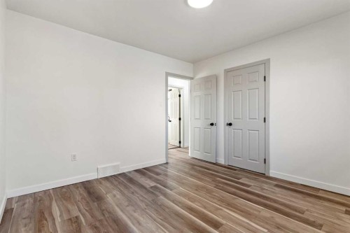 5301 47 Street, Lloydminster, AB - Indoor Photo Showing Other Room