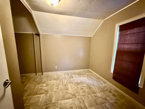 5107 47 Street, Provost, AB - Indoor Photo Showing Other Room