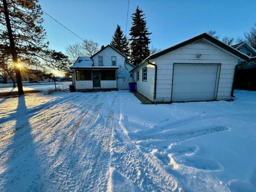5107 47 Street, Provost, AB - Outdoor