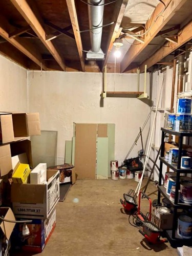 4415 52 Street, Vermilion, AB - Indoor Photo Showing Basement