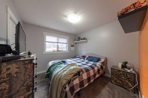 3805 58 Avenue, Lloydminster, AB - Indoor Photo Showing Bedroom