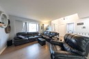 3805 58 Avenue, Lloydminster, AB  - Indoor Photo Showing Living Room 