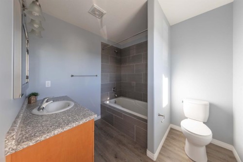3908 41A Avenue, Lloydminster, SK - Indoor Photo Showing Bathroom