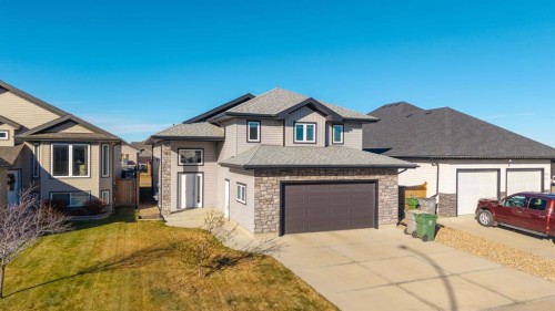 3908 41A Avenue, Lloydminster, SK - Outdoor