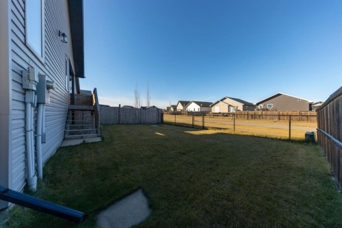 3908 41A Avenue, Lloydminster, SK - Outdoor