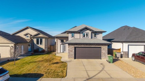 3908 41A Avenue, Lloydminster, SK - Outdoor With Facade