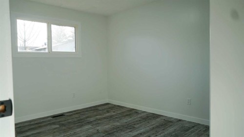 4907 53 Avenue, Kitscoty, AB - Indoor Photo Showing Other Room