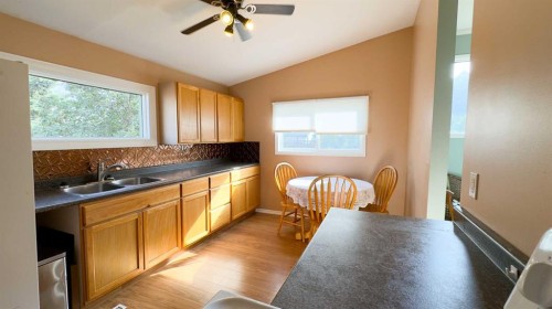 1025 14 Street, Wainwright, AB - Indoor