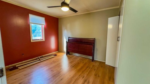 1025 14 Street, Wainwright, AB - Indoor Photo Showing Other Room