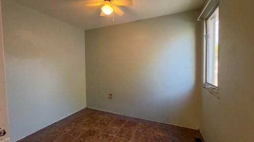 1025 14 Street, Wainwright, AB - Indoor Photo Showing Other Room