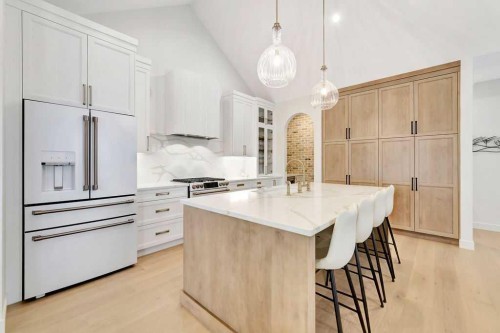 1302 59B Avenue, Lloydminster, AB - Indoor Photo Showing Kitchen With Upgraded Kitchen